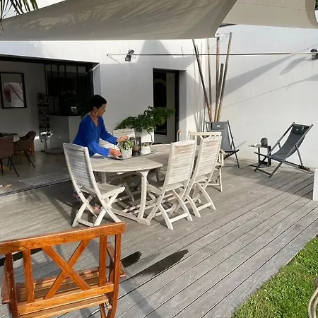 فيلة Maison Spacieuse Bord De A 5 Minutes A Pieds De La بورنيشّيه